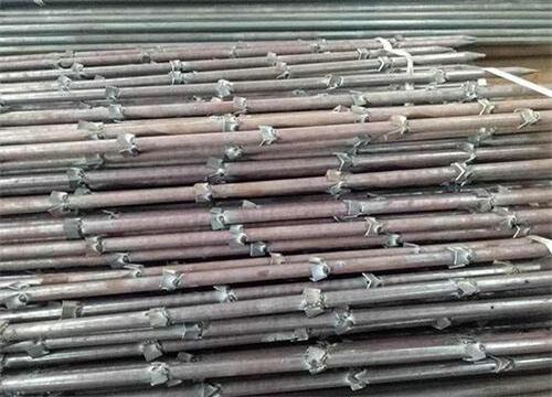 兴庆隧道钢花管